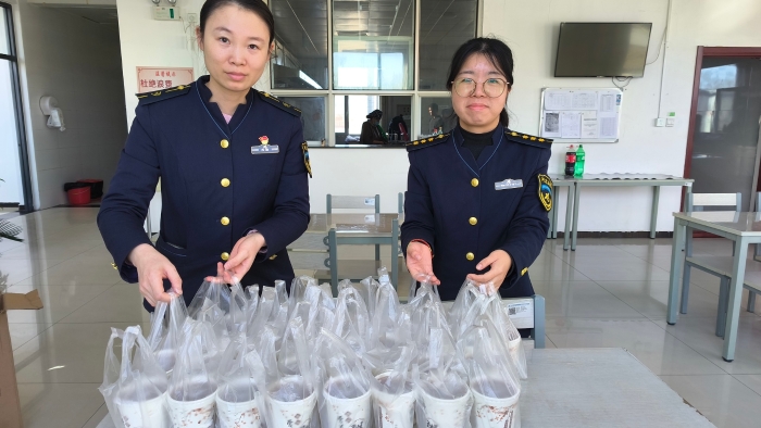 993071906e3ea213fb5ee971450a916