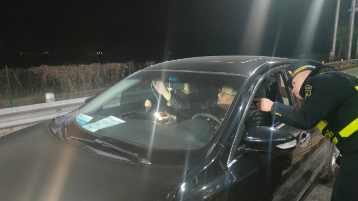 d:\Users\Administrator\Desktop\1.28\3cc8cf47cab25794da0e285a1d5e4d2