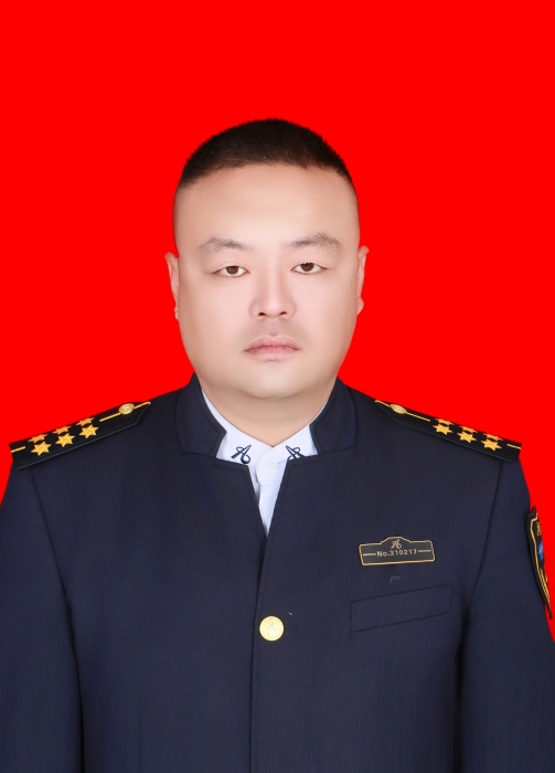 赵欣
