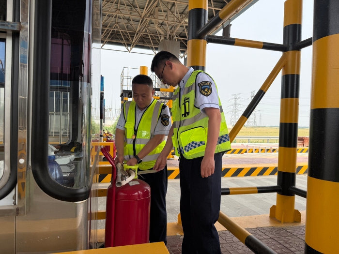 40b2f2ca2c771148d9a3e6cca9bf4a5