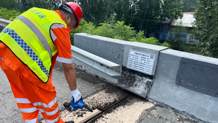 2670566e69781283a2e8cc030f8da83