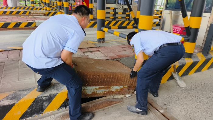 d:\Users\Administrator\Desktop\8.7\a9a997f7cb8c25199f1e9fe726c9b635