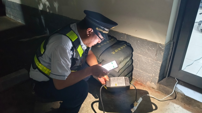 d:\Users\Administrator\Desktop\8.18\c4b99087927e3345fbc3d6917caff584